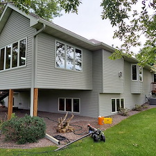 Top-Notch-window-cleaning-in-Ham-Lake-MN 1